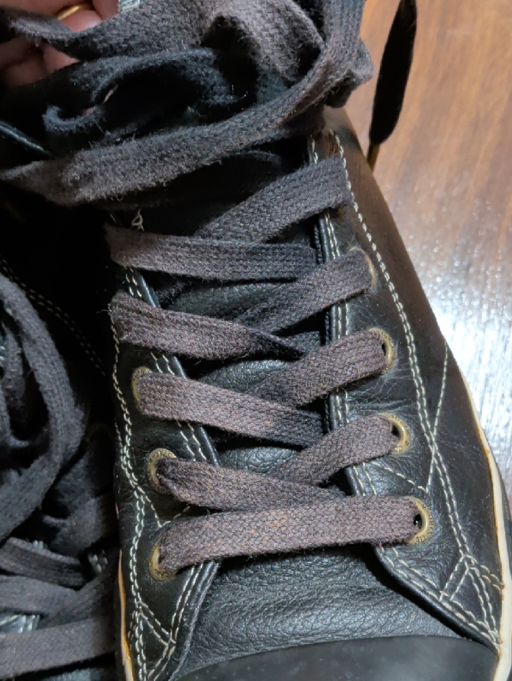 Converse Men Black High Top Leather Sneakers - Picture 9 of 9